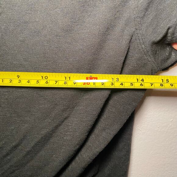 Lululemon Black Heathered Front Tie Short Sleeve T-Shirt Cropped Women's size 2 - Picture 8 of 9